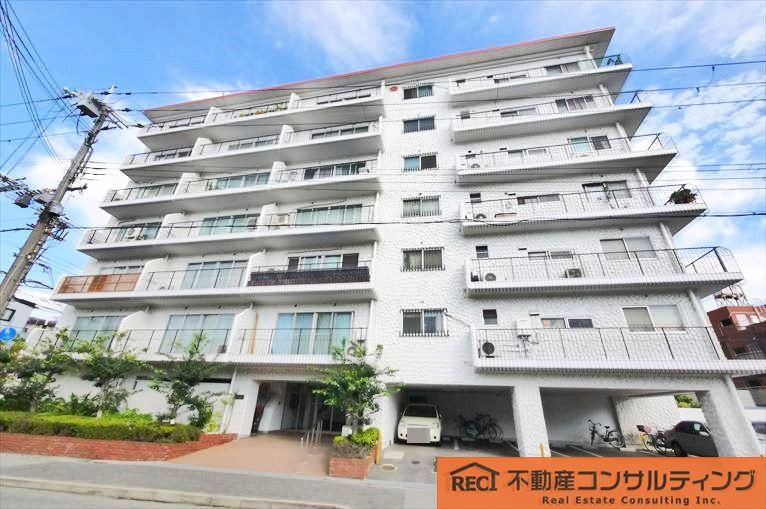 甲子園センチュリーマンションの外観