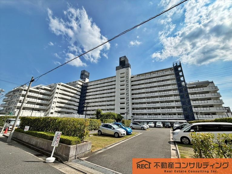 サンロイヤル武庫川サンクの外観