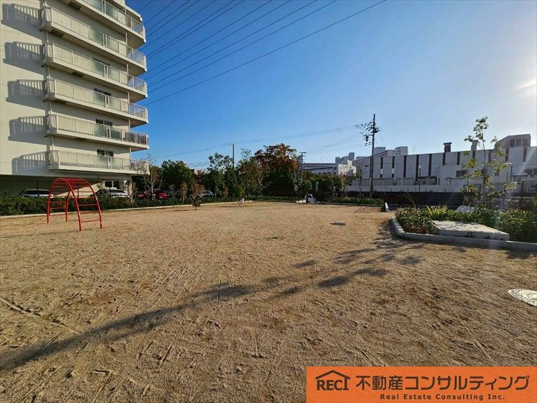 サンロイヤル武庫川サンクの周辺