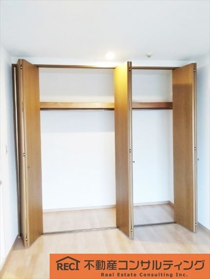 イスズハイツベル香枦園の収納