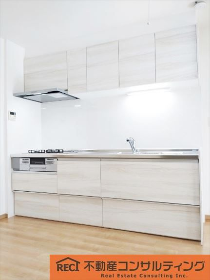 イスズハイツベル香枦園のキッチン|買い物至便