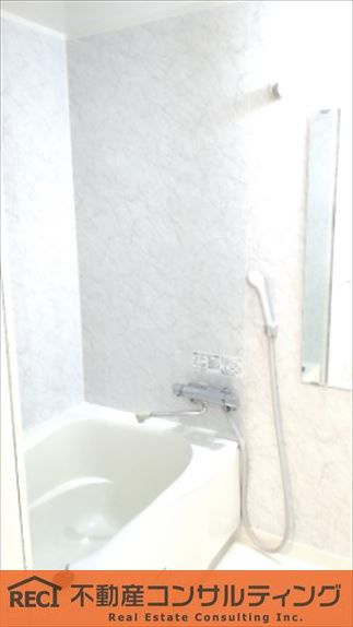 イスズハイツベル香枦園の浴室