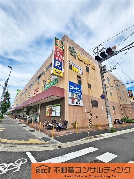 セリーヌ本山の周辺
