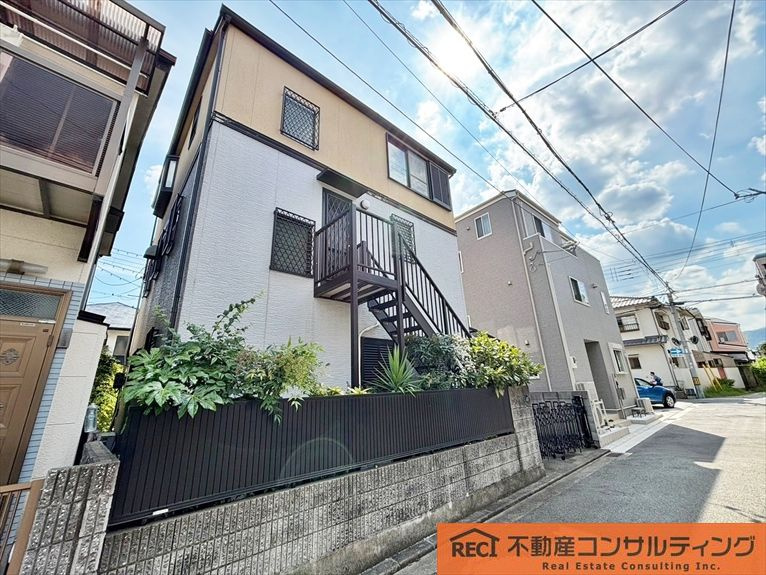 西宮市能登町　中古戸建の外観