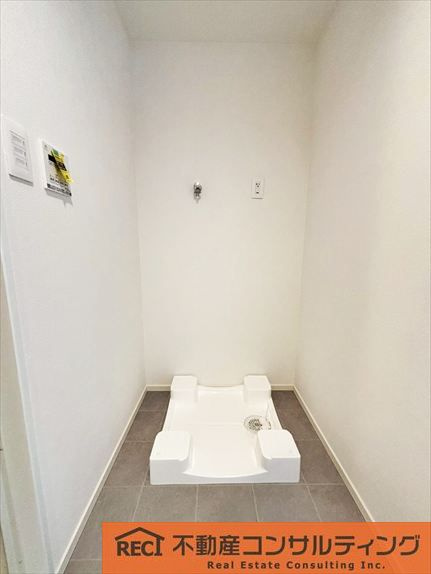 武庫川サニーハイツのランドリースペース