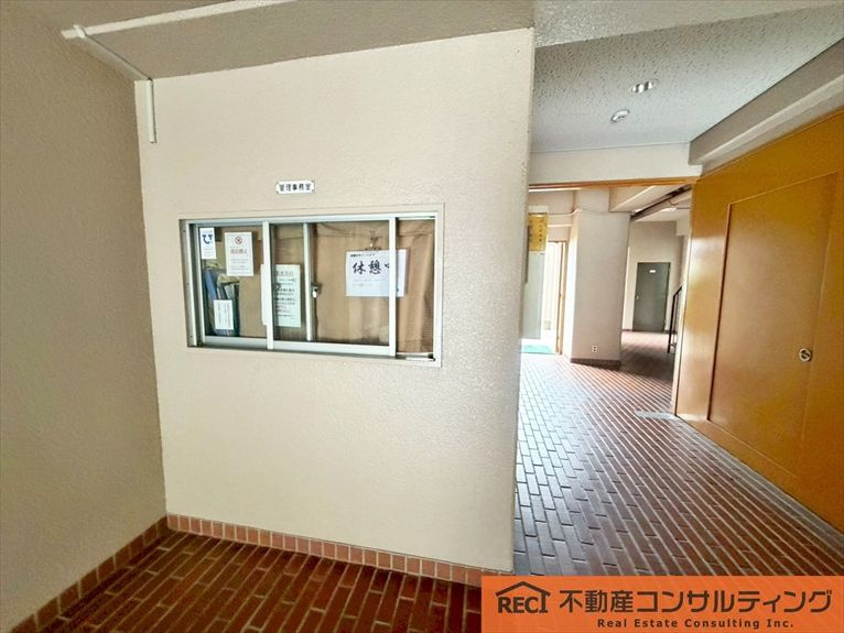 武庫川サニーハイツの受付