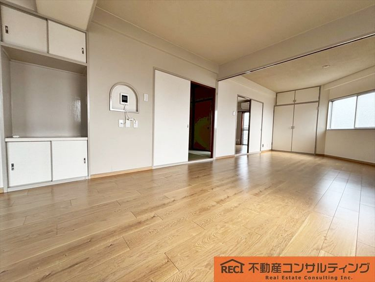 ハイツヤマトの洋室