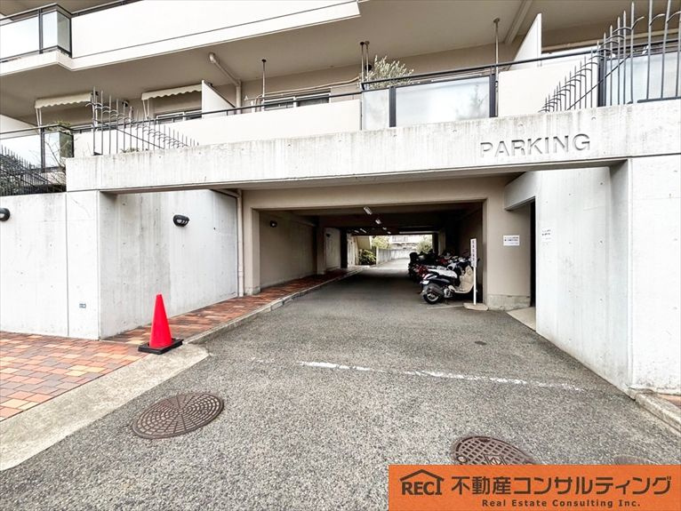 カネボウ芦屋アーバンプラザの駐車場