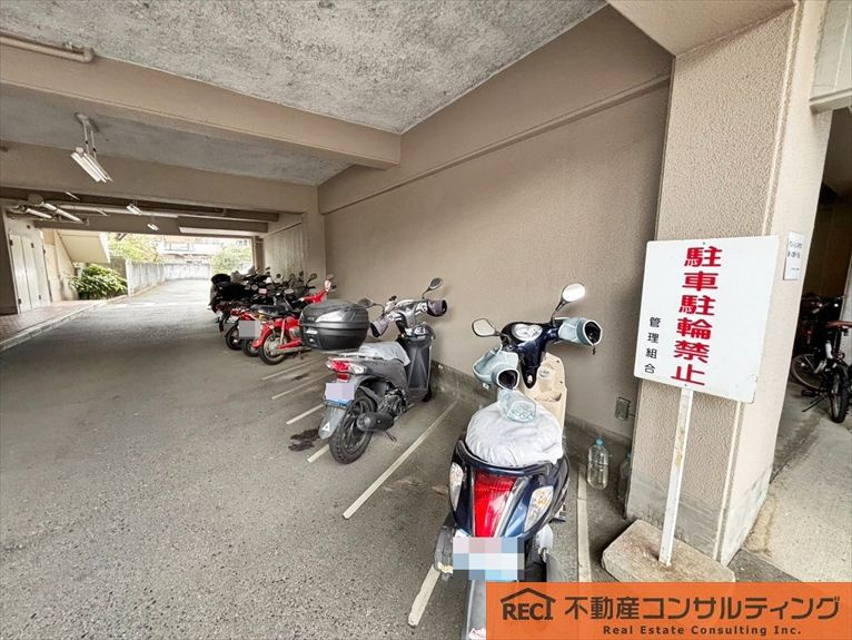 カネボウ芦屋アーバンプラザの駐輪場