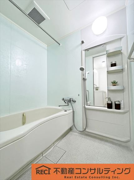 メゾン岡本の浴室