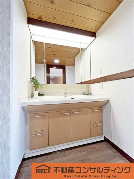 メゾン岡本の独立洗面台