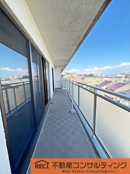 メゾン岡本のバルコニー