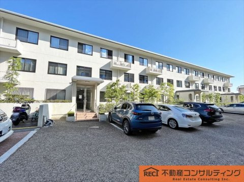 メゾン岡本の外観