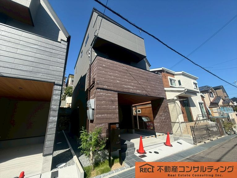 神戸市灘区薬師通4丁目　新築戸建　2号地の外観