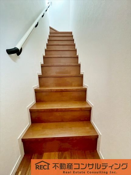 神戸市灘区薬師通4丁目　新築戸建　2号地の内装