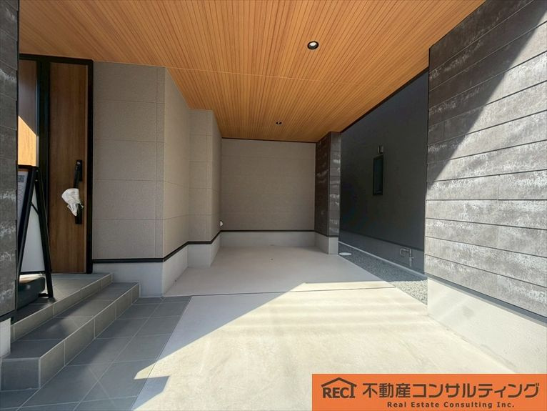 神戸市灘区薬師通4丁目　新築戸建　1号地の駐車場