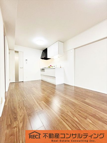 甲子園住宅の洋室|鳴尾小学校徒歩6分