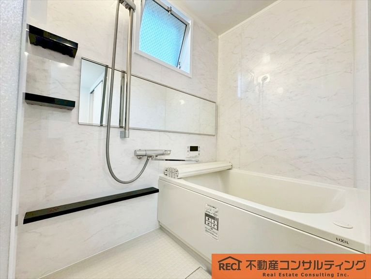 甲子園第8コーポラスB棟の浴室