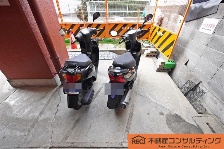 朝日プラザ深江北町の駐車場