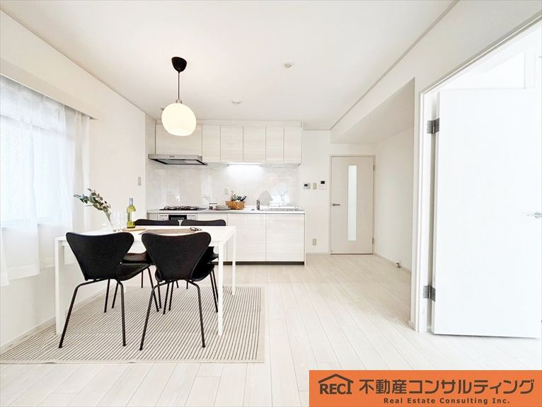 朝日プラザ深江北町の内装|南向き8階部分！