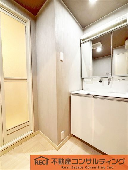 ジークレフ高羽二番館の独立洗面台