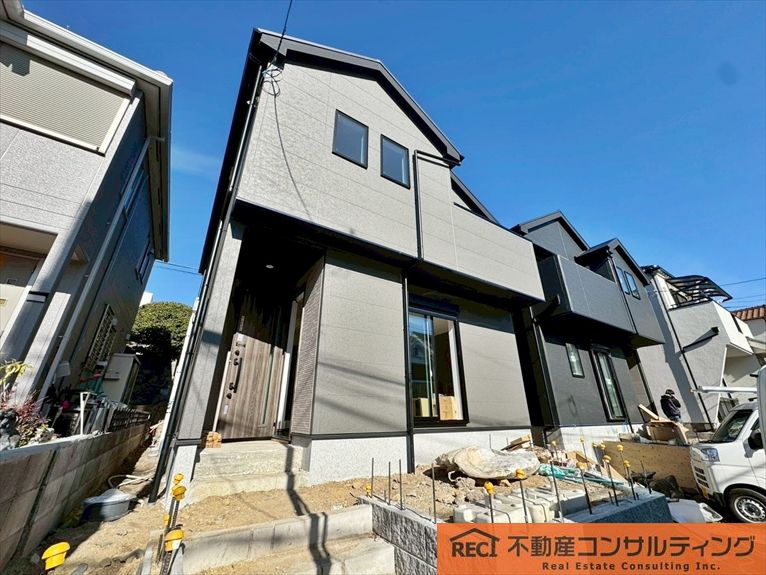 神戸市灘区高尾通1丁目　新築戸建　1号棟