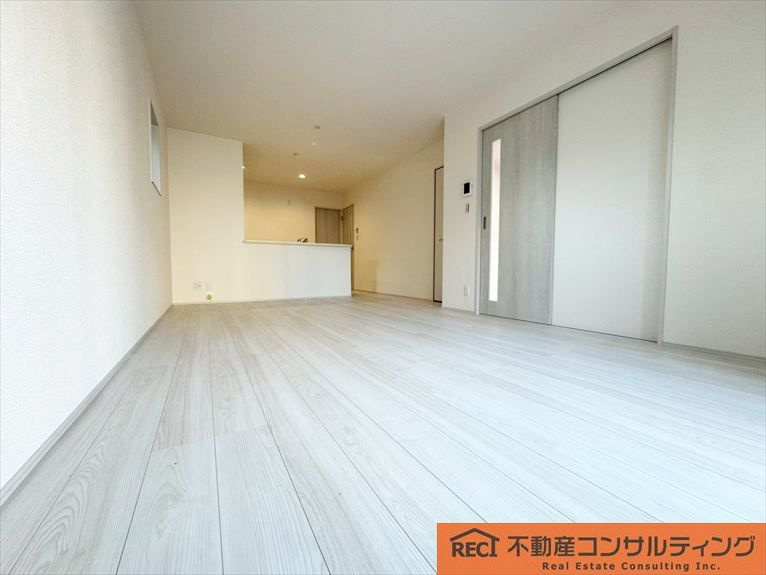 西宮市南甲子園2丁目　新築戸建　3号棟の内装