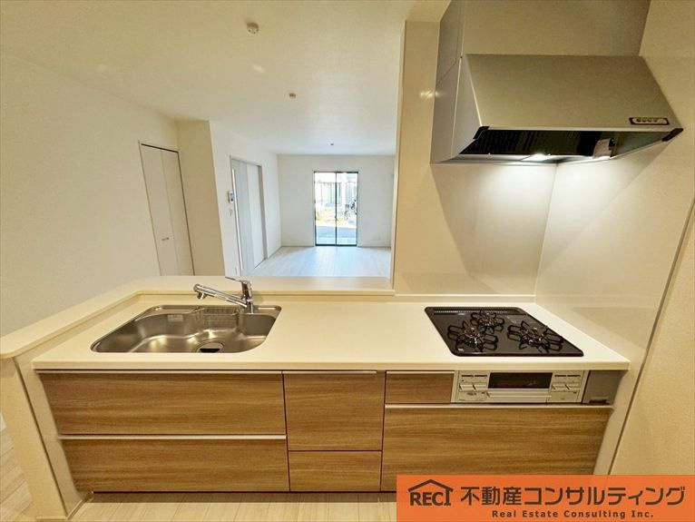 西宮市南甲子園2丁目　新築戸建　3号棟のキッチン