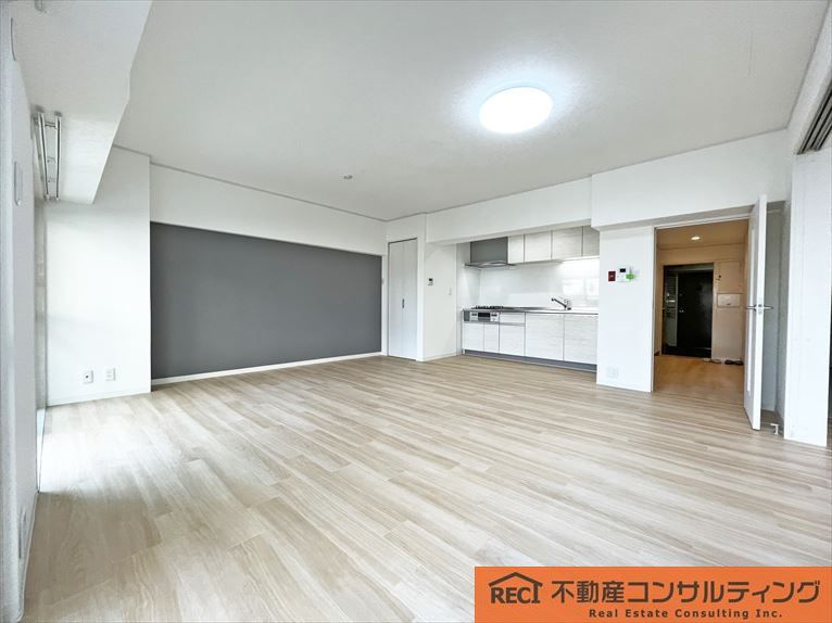 東急ドエル摩耶の洋室|閑静な住宅街で住環境良好