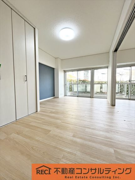 東急ドエル摩耶の独立洗面台