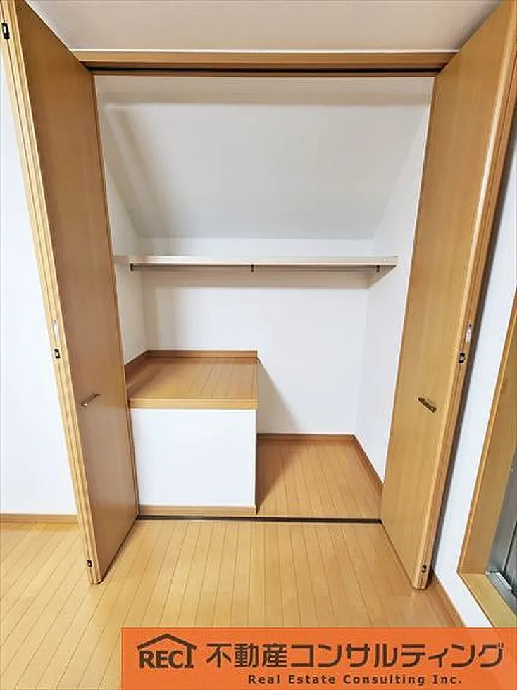 神戸市灘区上野通2丁目　中古戸建の収納