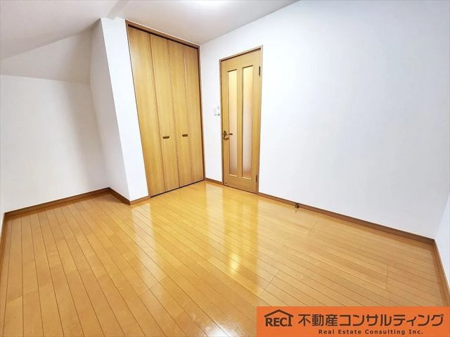 神戸市灘区上野通2丁目　中古戸建の子供部屋