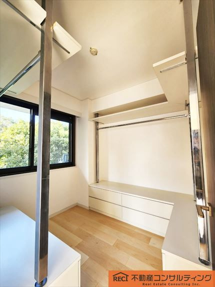 ロイヤルヴィラ苦楽園の収納