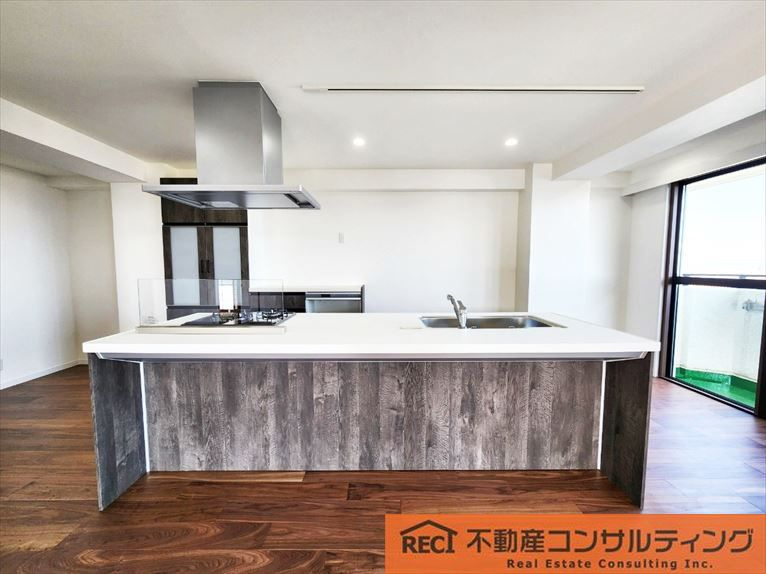 ロイヤルヴィラ苦楽園のキッチン