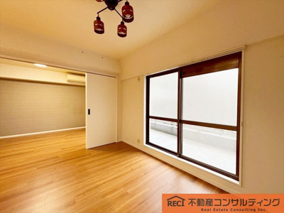 【洋室】 | サンコート住吉駅前 | 南北両面バルコニー