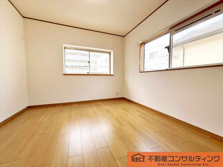 西宮市青木町　中古戸建の洋室