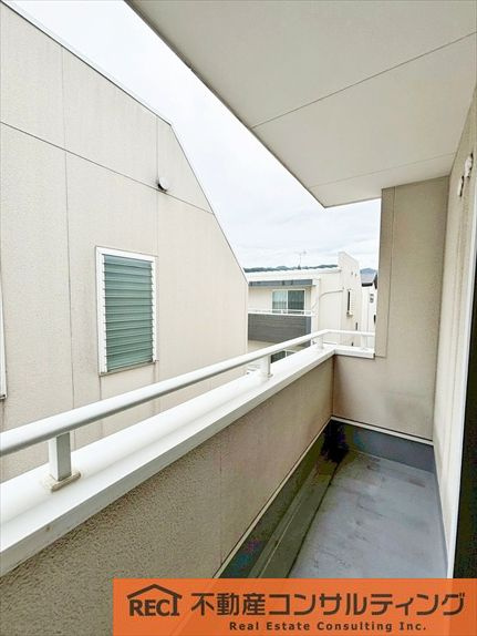 神戸市東灘区深江南町1丁目　中古戸建のバルコニー