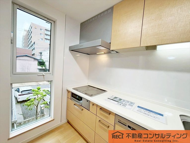 神戸市東灘区深江南町1丁目　中古戸建のキッチン