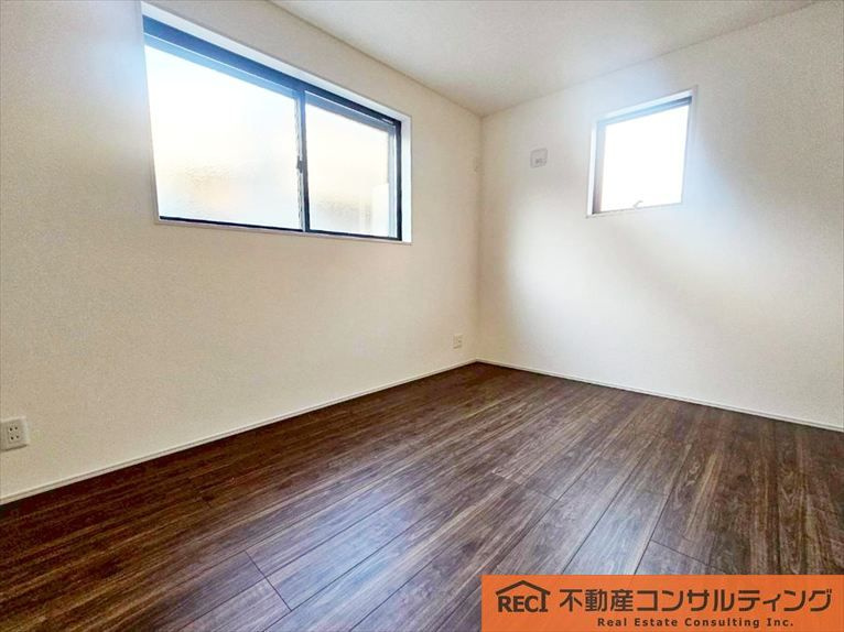 神戸市灘区神ノ木通3丁目　新築戸建　1号棟の子供部屋