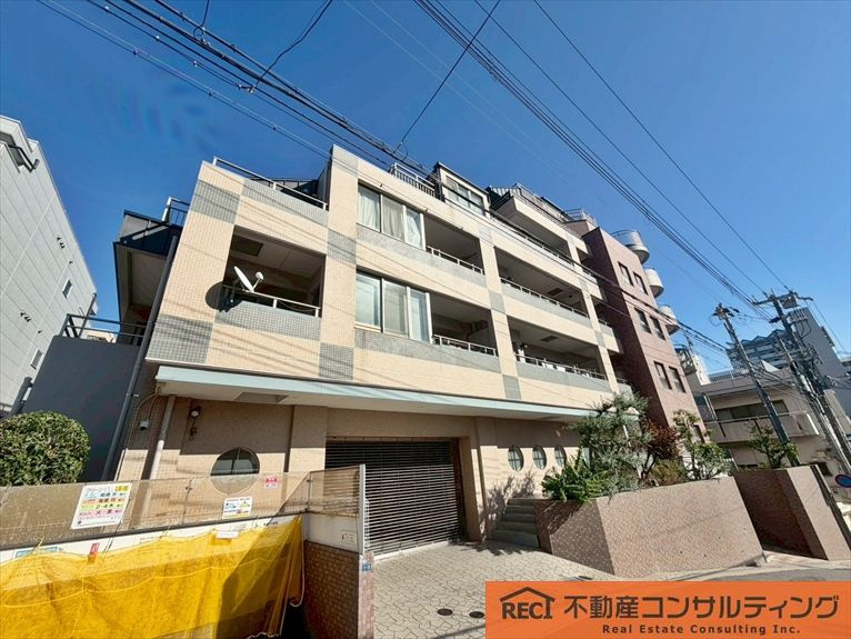 ワコーレ灘ヴァリスの外観