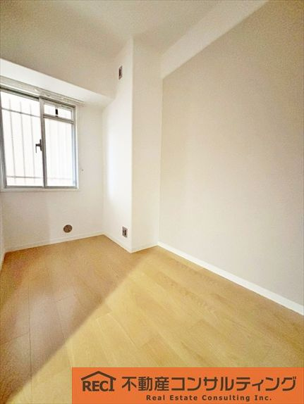 ミオス西灘の寝室