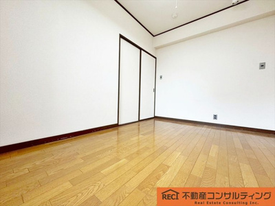 【寝室】 | ジョイフル御影