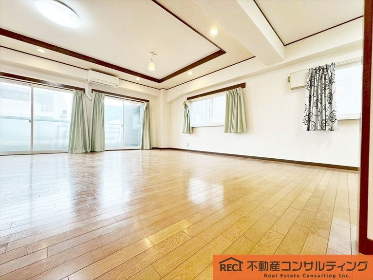 ジョイフル御影の内装