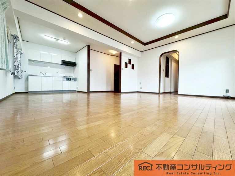 ジョイフル御影の洋室