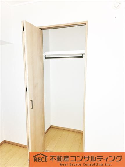 ジークレフ御影台A棟の収納