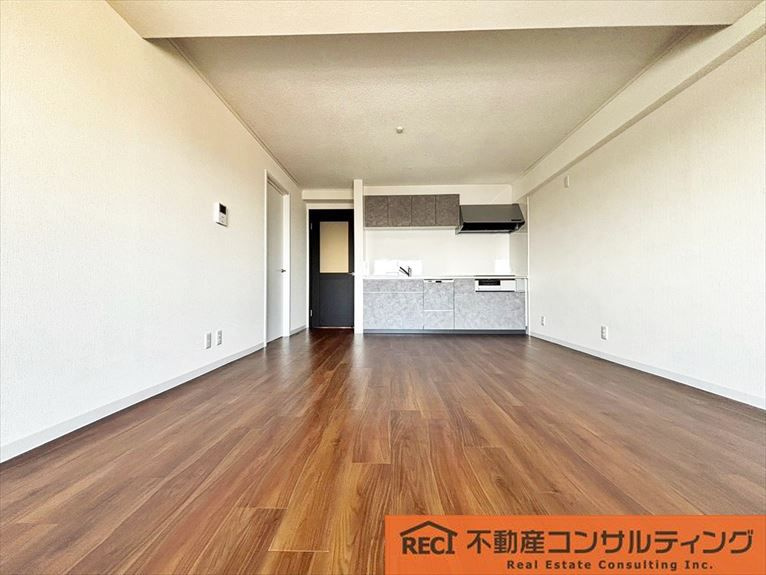 カサベルデ青谷の居間・リビング