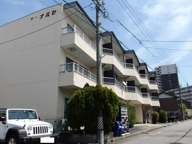 第一ナルセの外観