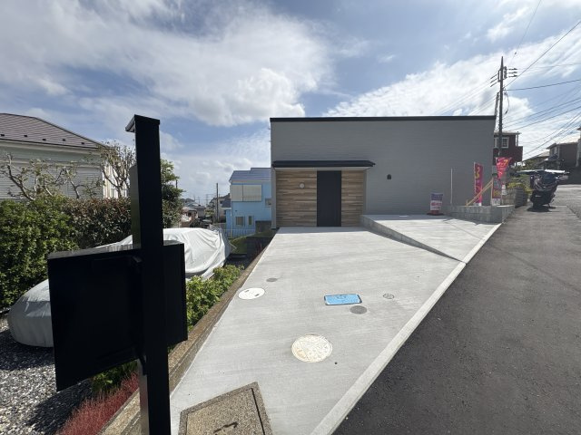 平塚市公所　新築一戸建ての外観