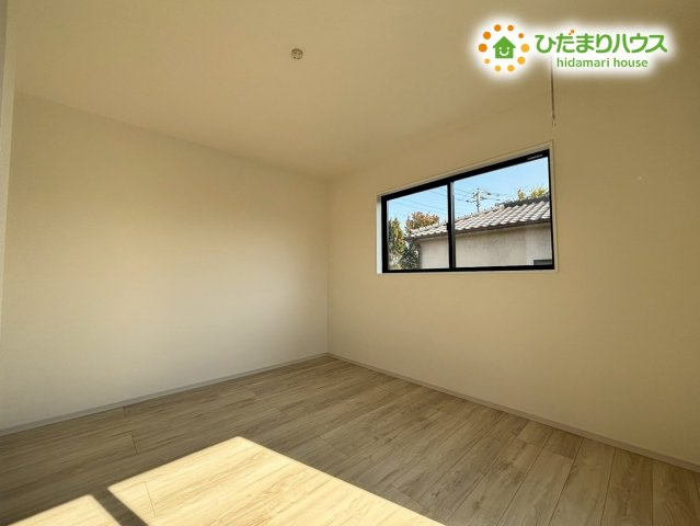 東松山市石橋　3期　新築一戸建て　ずっとプラス　01の寝室