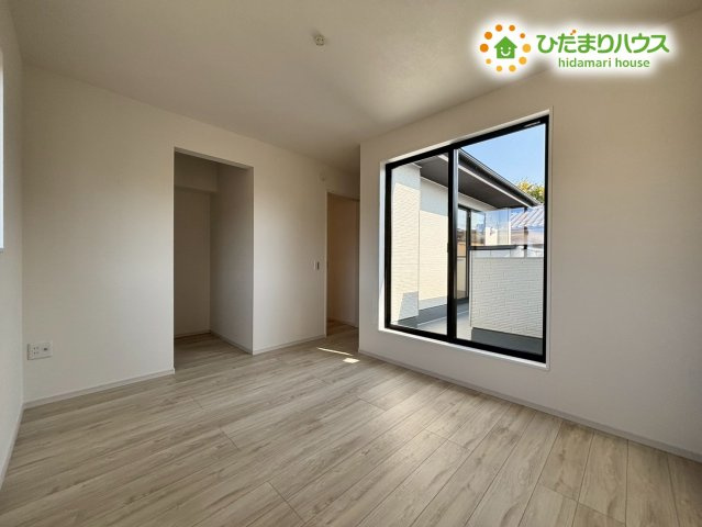 東松山市石橋　3期　新築一戸建て　ずっとプラス　01の洋室